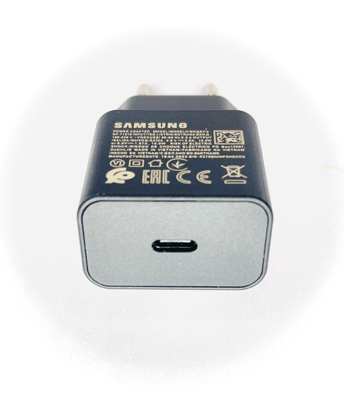 آداپتور 15 وات 2 آمپر سامسونگ EP-T1510